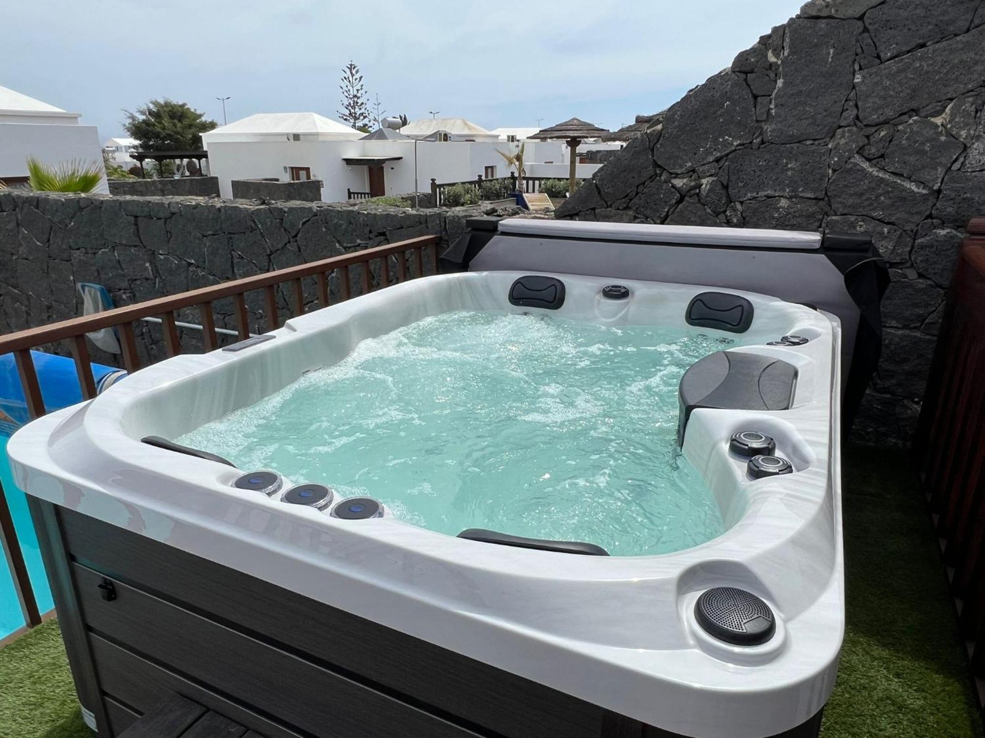 Villa 61 Playablanca Lanzarote Pool Spa Playa Blanca  Exterior foto
