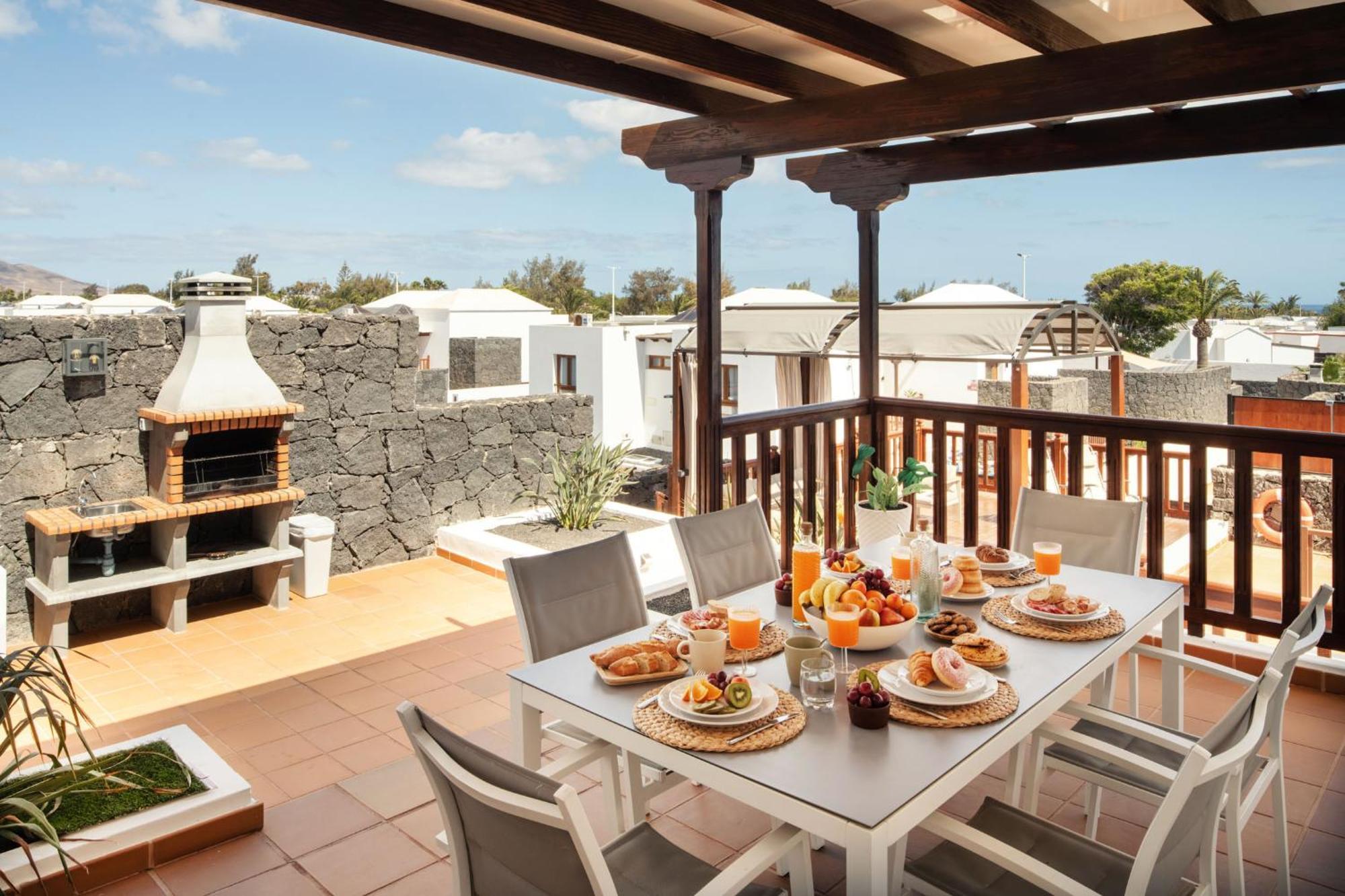 Villa 61 Playablanca Lanzarote Pool Spa Playa Blanca  Exterior foto